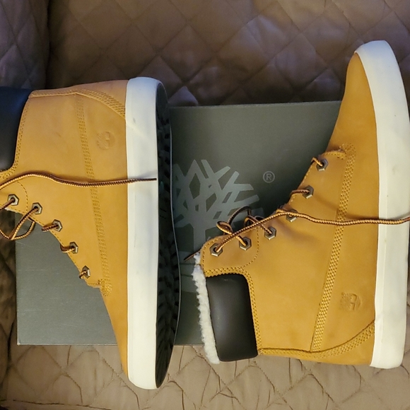 Timberland Shoes - Women's Timberland size 9.5